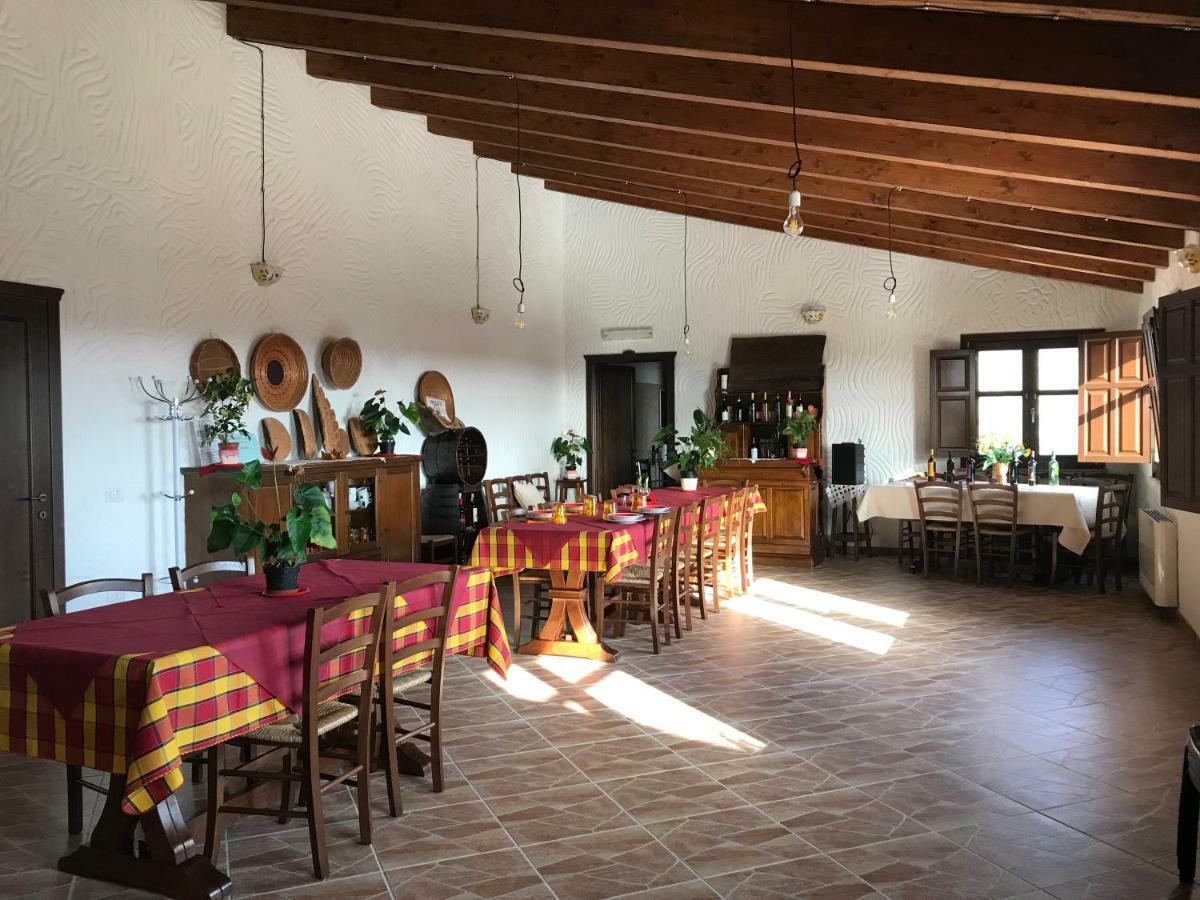 Agriturismo La Fillirea Sant' Antonio di Santadi Exterior foto